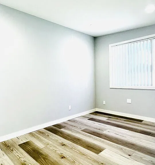 1056 Winchester Ave #B — Photo 21