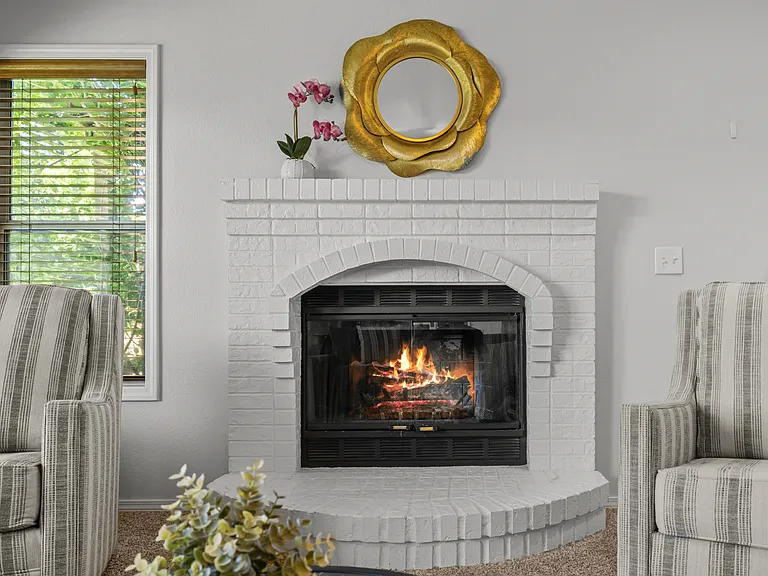1528 E Falconrim Ct — Photo 30