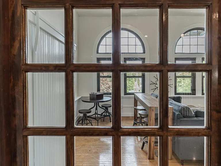 Smith School Lofts — Photo 37
