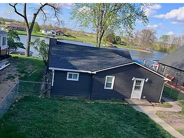 3387 E Stahl Rd, Monon, IN 47959