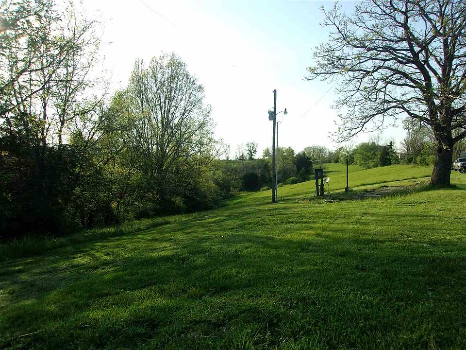 2nd image of 2042 Perkins Ridge Rd