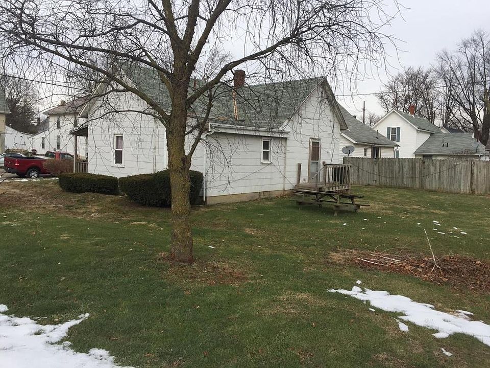2nd image of 124 Liberty St