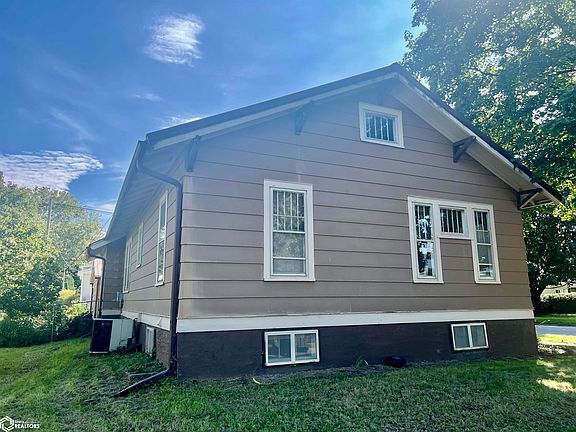5th image of 207 W Harrison Ave