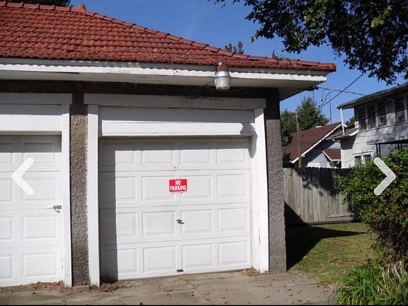 One car garage
