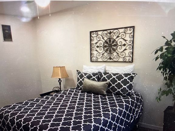 2nd image of 4541 Texas St APT 6