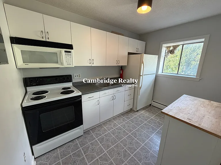 2595 Massachusetts Ave #5 — Photo 5