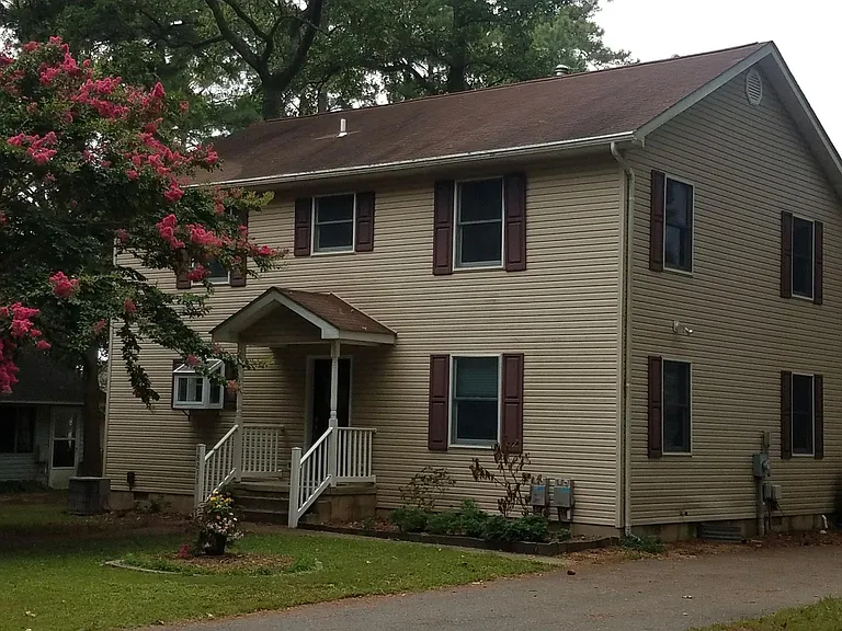 18213 River Rd — Photo 2