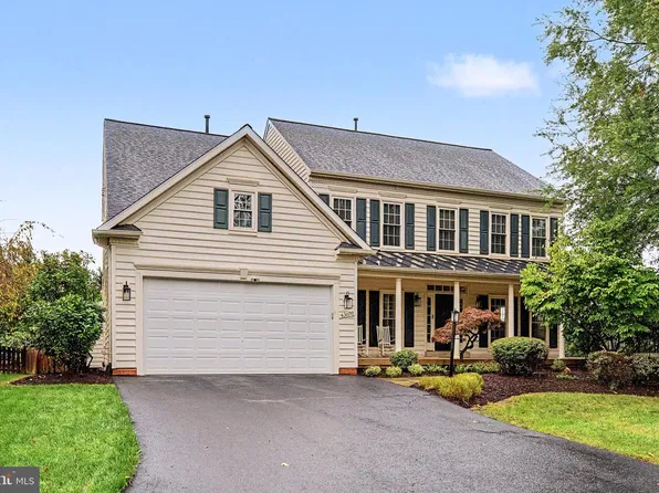 43691 Gallitzin Ln, Chantilly, VA 20152