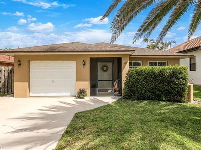 539 105th Ave N, Naples, FL, 34108