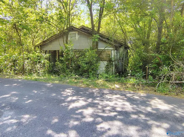 3722 McClellan Ave, Bessemer, AL 35020