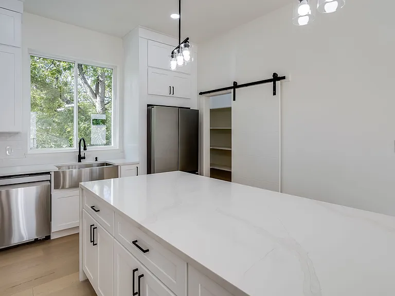 6001 Lewis St #104 — Photo 11