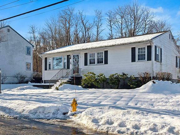 3rd image of 34 Princeton St