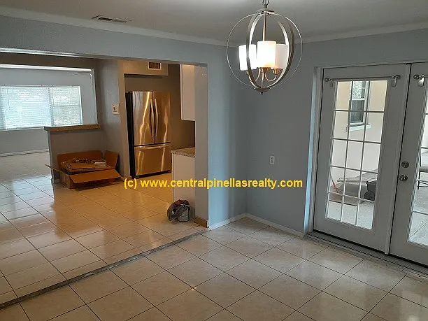 1400 S Evergreen Ave — Photo 9