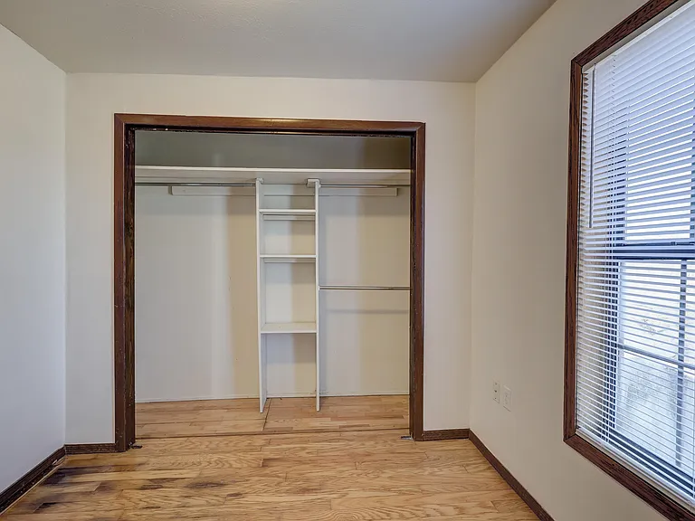3801 Cresswell Ave — Photo 18