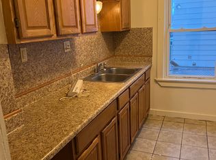 32-34 Dean St #1, Woonsocket, RI 02895