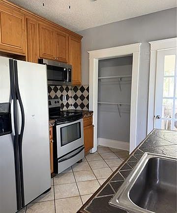 2nd image of 3608 Upperline St