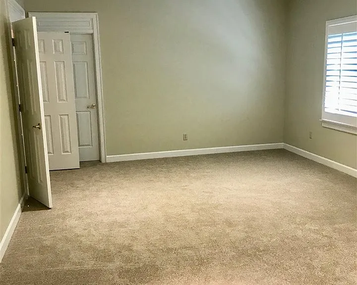 3023 Oakleigh Cv — Photo 15