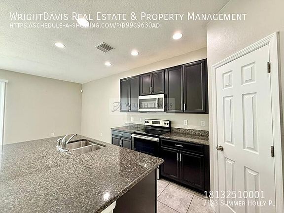 4th image of 7123 Summer Holly Pl
