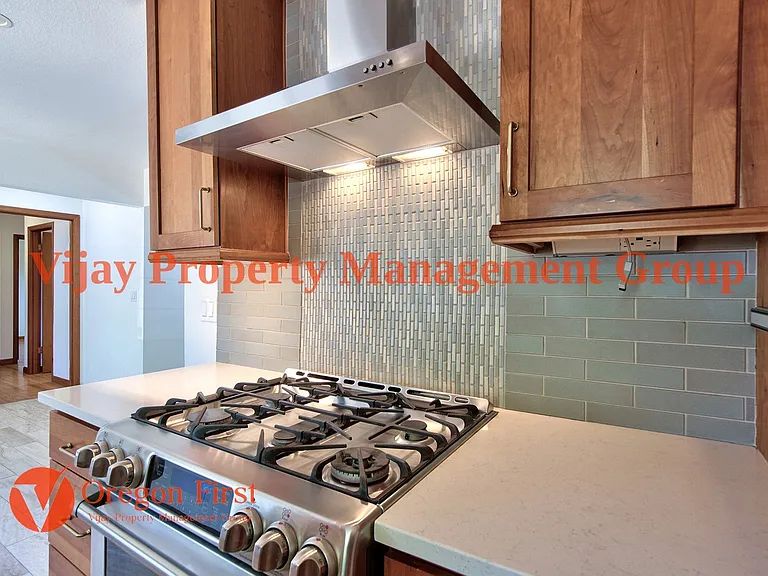 12274 NW Coleman Dr — Photo 16