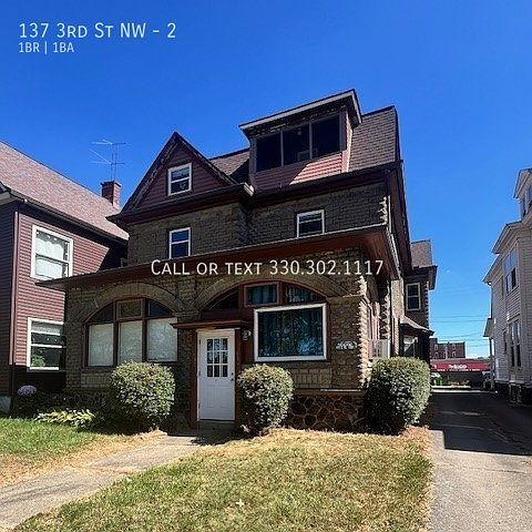 1st image of 137 3rd St NW #2