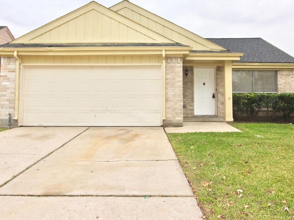 2126 Highland Hills Dr