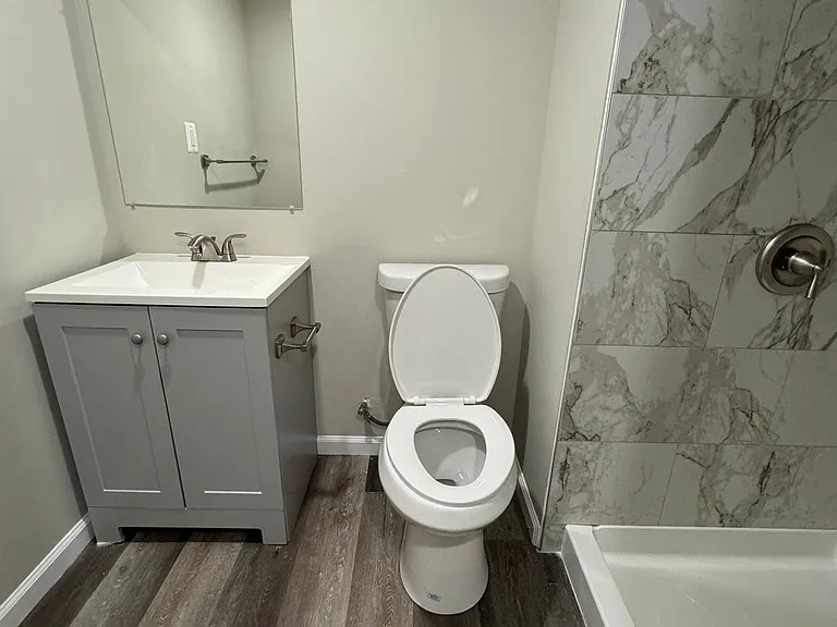 1513 Aldeney Ave — Photo 15