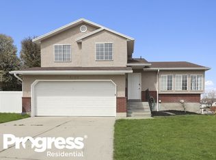 6198 S Milhan Ct, Murray, UT 84123