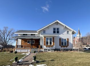119 Laurel St, Genoa, NE 68640