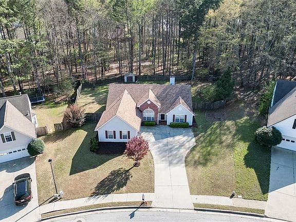 2nd image of 2340 Heatherton Cir