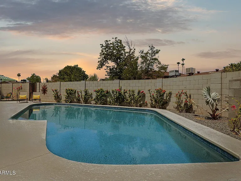8626 E Clarendon Ave — Photo 45