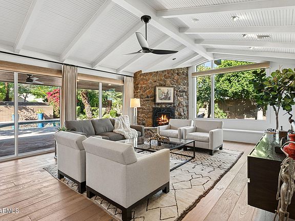 3rd image of 2140 E SOLANO Drive