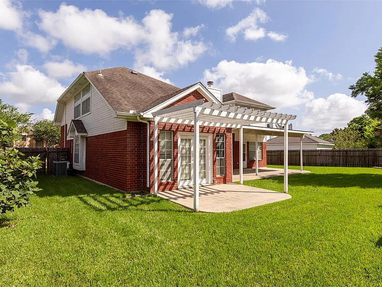 1723 Monvale Ln — Photo 23