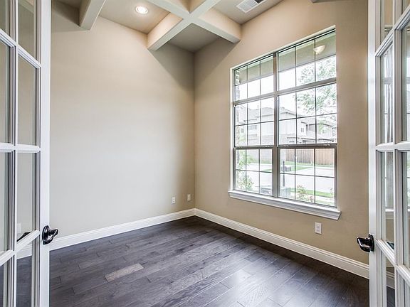 3rd image of 3105 Deansbrook Dr