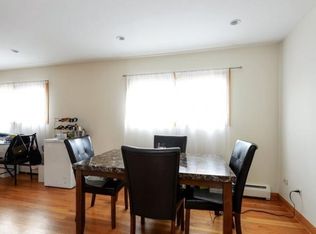 7453 N Sheridan Rd APT 3B, Chicago, IL 60626