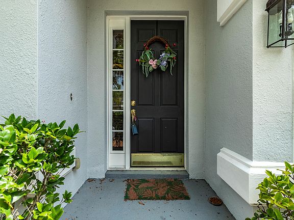 2nd image of 3955 Hillstead Ln
