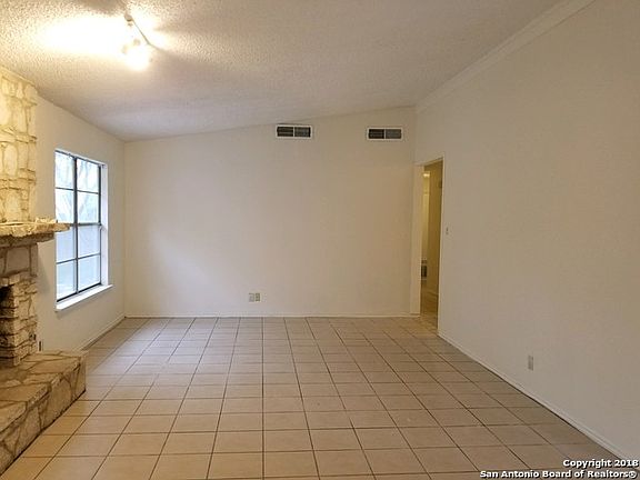 2nd image of 5606 Wood Walk St