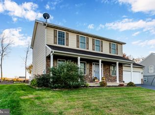 1110 Shannon Ln, Carlisle, PA 17013
