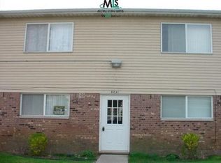 5241 Highland Rd, Waterford, MI 48327