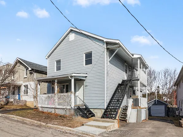 273 Shakespeare St, Ottawa, ON K1L 5M7