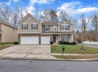 3302 Ringtail Ln, Charlotte, NC 28216