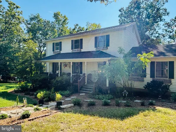 403 McCoys Ford Rd, Front Royal, VA 22630