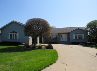749 Deresch St, Antigo, WI 54409