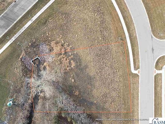 4th image of 105 Pine Creek Rd