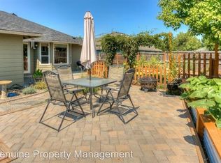 1405 Larson Creek Dr, Medford, OR 97504