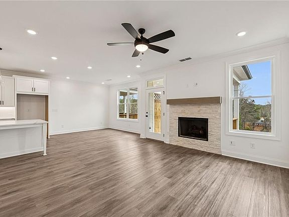 7th image of this home