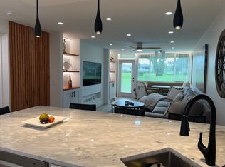 1624 Pine Valley Dr, Fort Myers, FL 33907