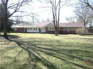 1903 W Country Club Rd, Crawfordsville, IN 47933
