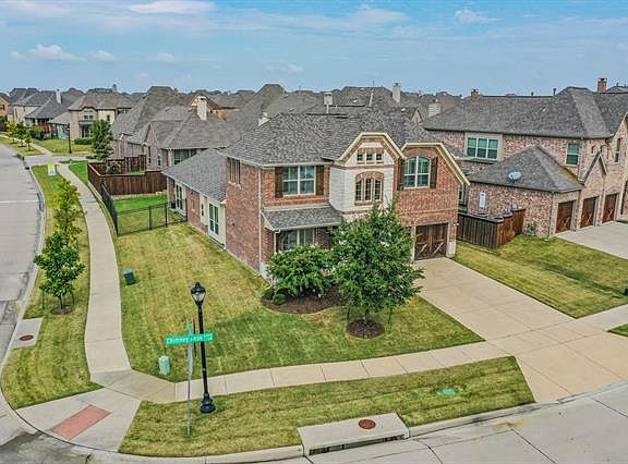 2nd image of 6313 Chimney Peak Ln