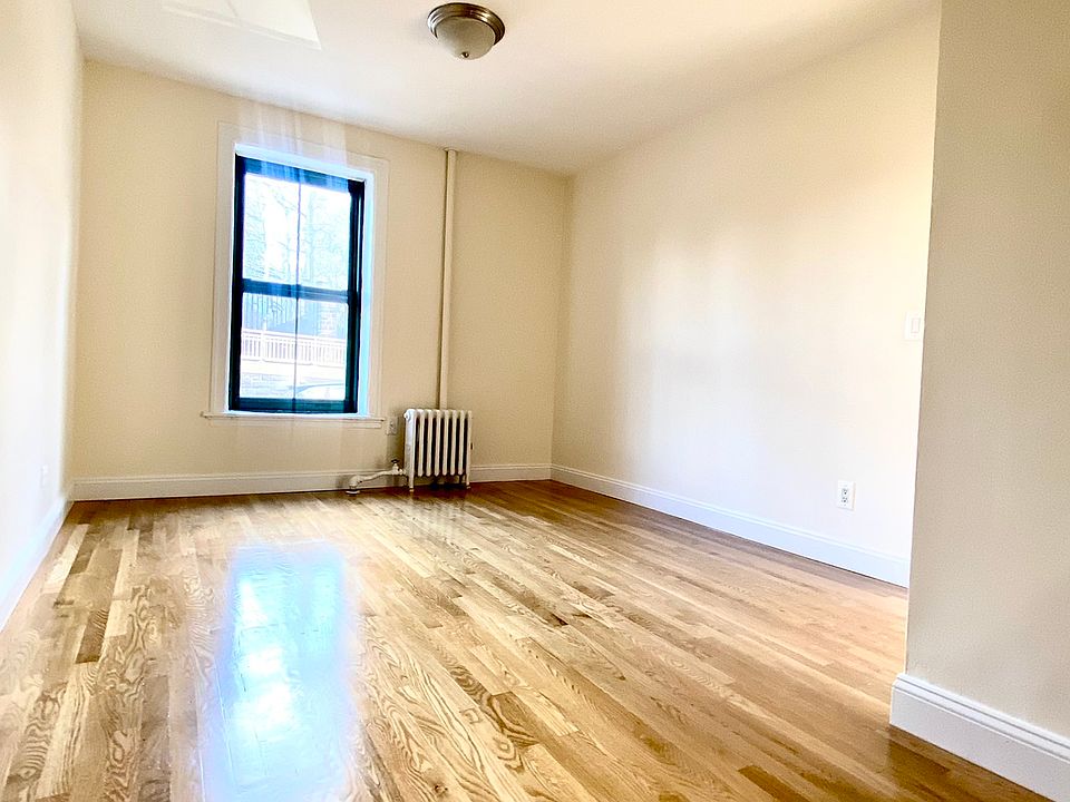 1st image of 535 E 78th St APT 1D