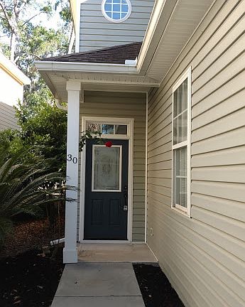 2nd image of 30 Gold Oak Dr